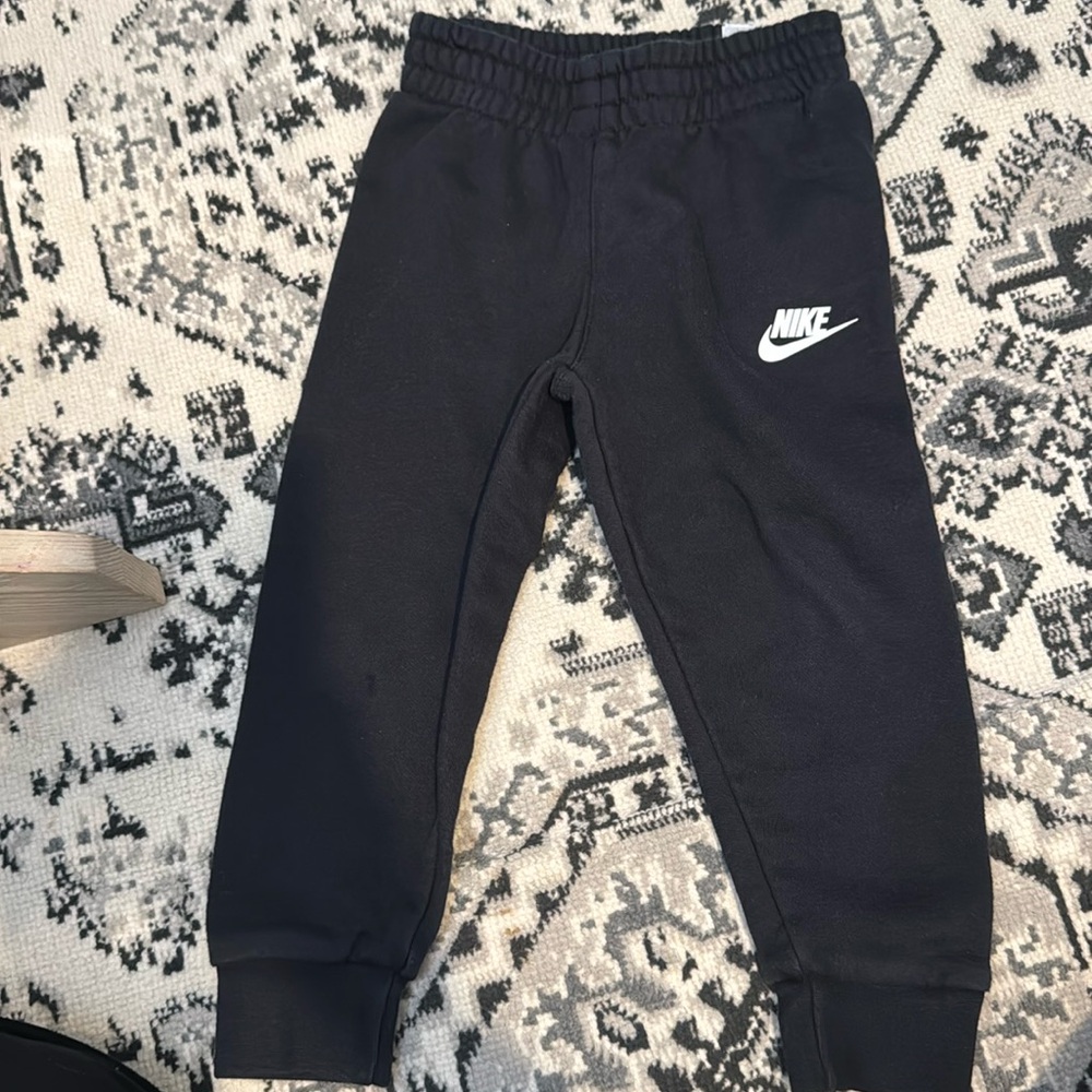 Nike Sweatpants. Size 3T.